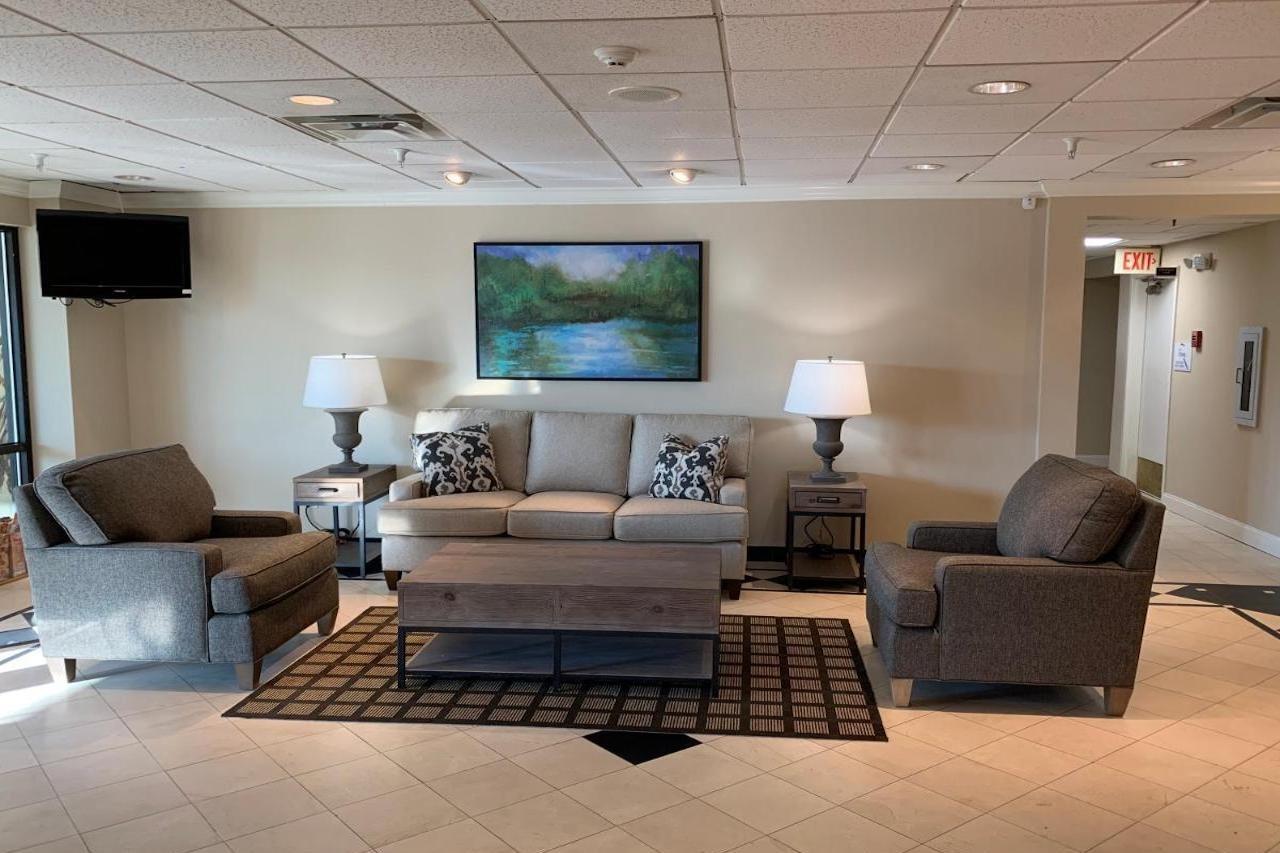 מלון Baymont By Wyndham Latham Albany Airport מראה חיצוני תמונה